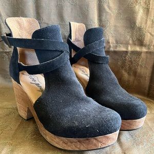 Free people clogs size 36